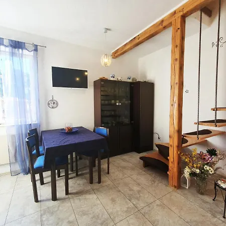 Senka Apartment