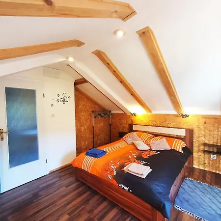 Senka Apartment *