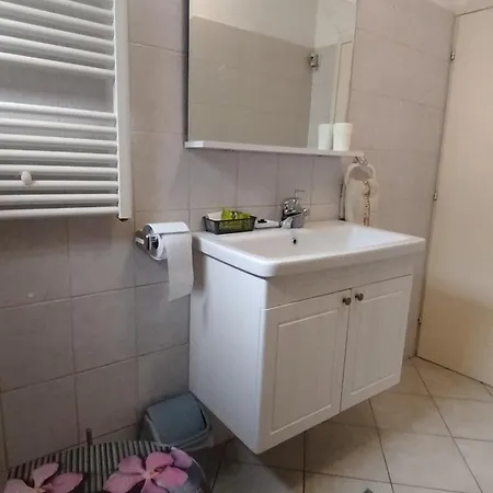 Senka Apartment *